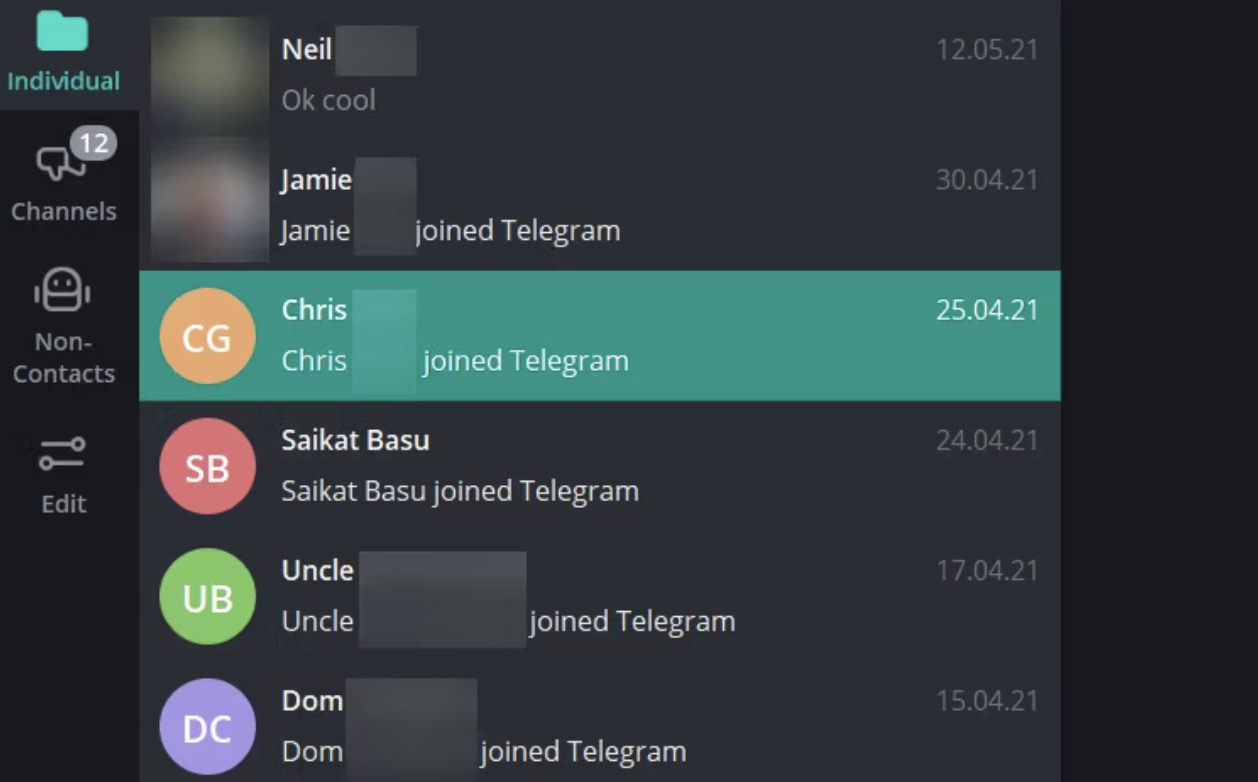 Telegram cũng thu thập dữ liệu cá nhân người dùng, ví dụ như danh bạ.