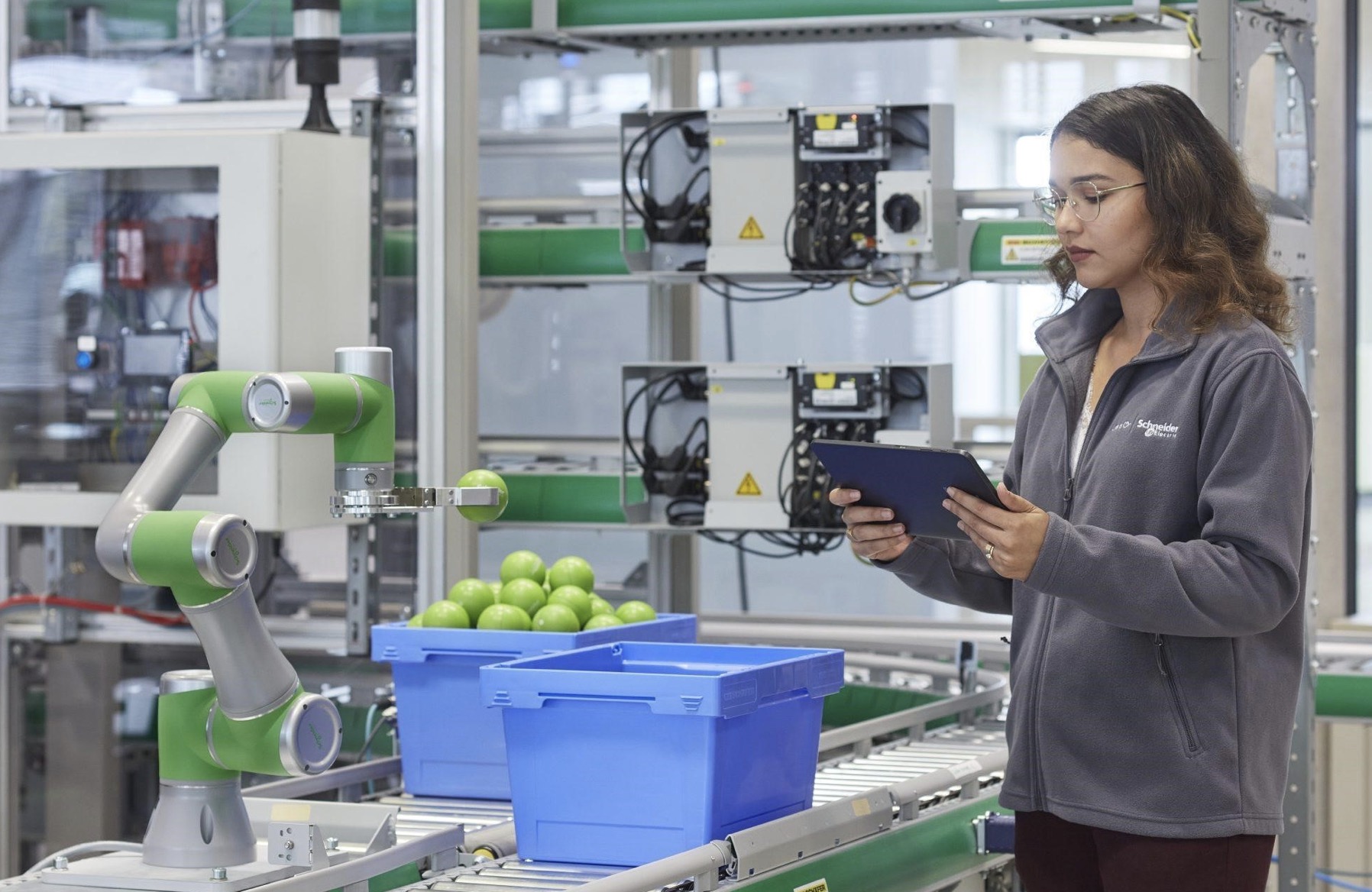 image 160 TechTimes.vn Schneider Electric công bố hoàn thành xuất sắc Mục tiêu Bền vững 2023