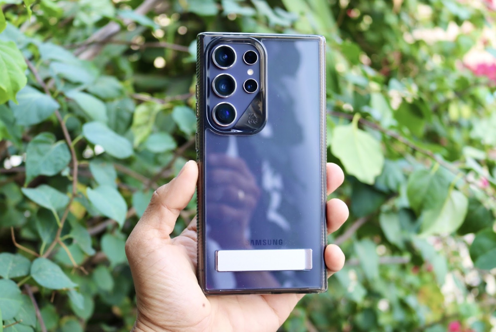 Trên tay ốp lưng ZAGG cho Samsung S24 