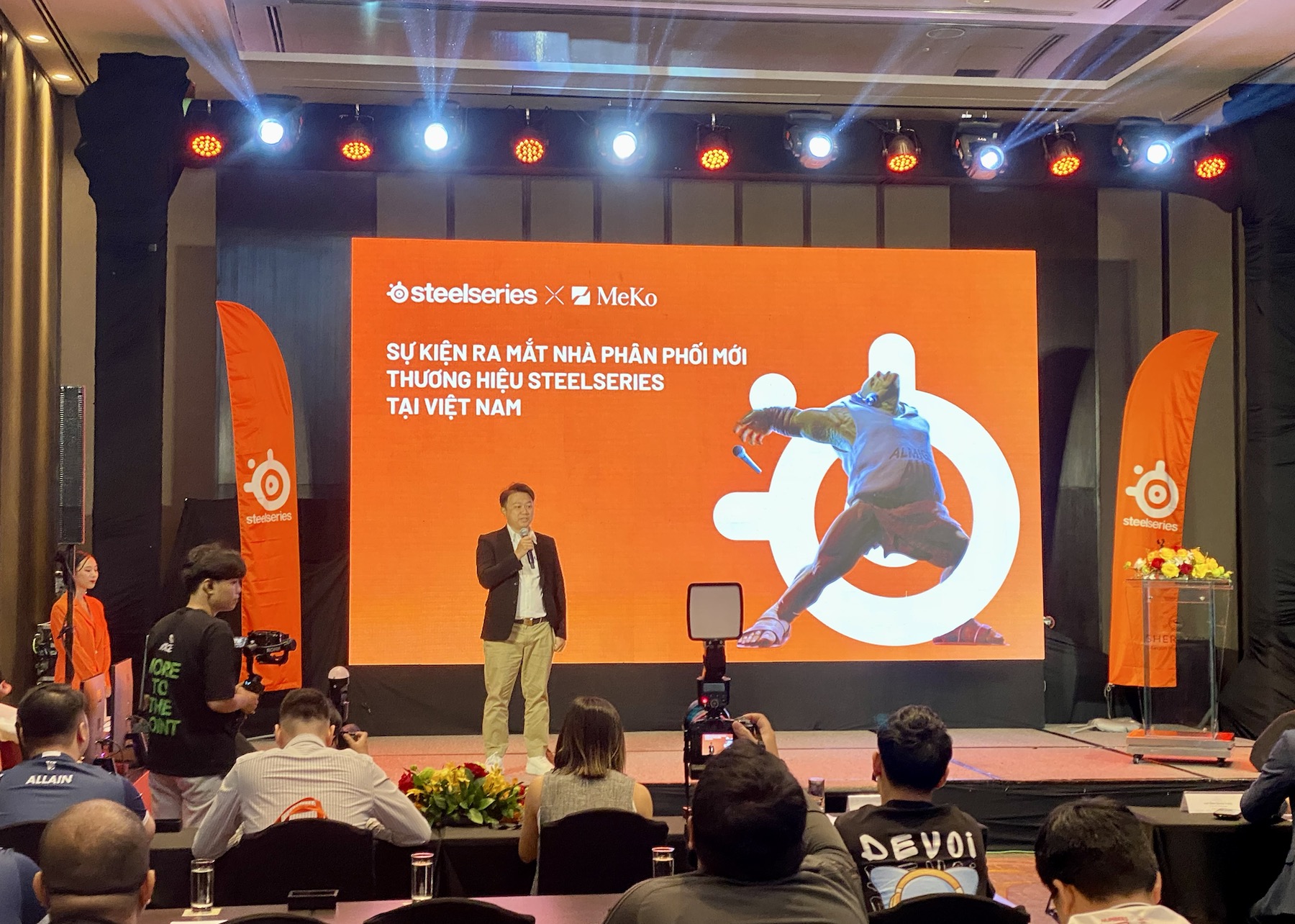 Ông Chakrit, Region Sales Director của SteelSeries