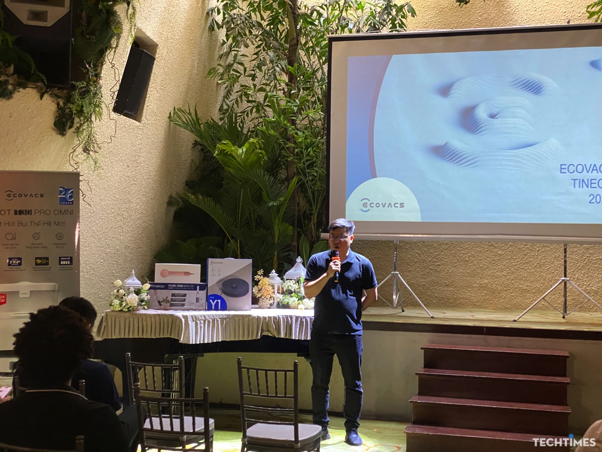 ECOVACS ra mắt loạt robot hút bụi lau dọn mới