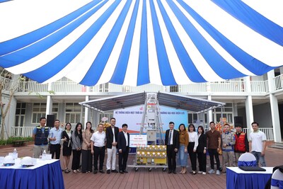 JA Solar và INPOS chung tay trao tặng hệ thống điện mặt trời di động cho Đại học Điện lực Việt Nam JA Solar va INPOS chung tay trao tang he thong TechTimes Vietnam JA Solar và INPOS chung tay trao tặng hệ thống điện mặt trời di động cho Đại học Điện lực Việt Nam