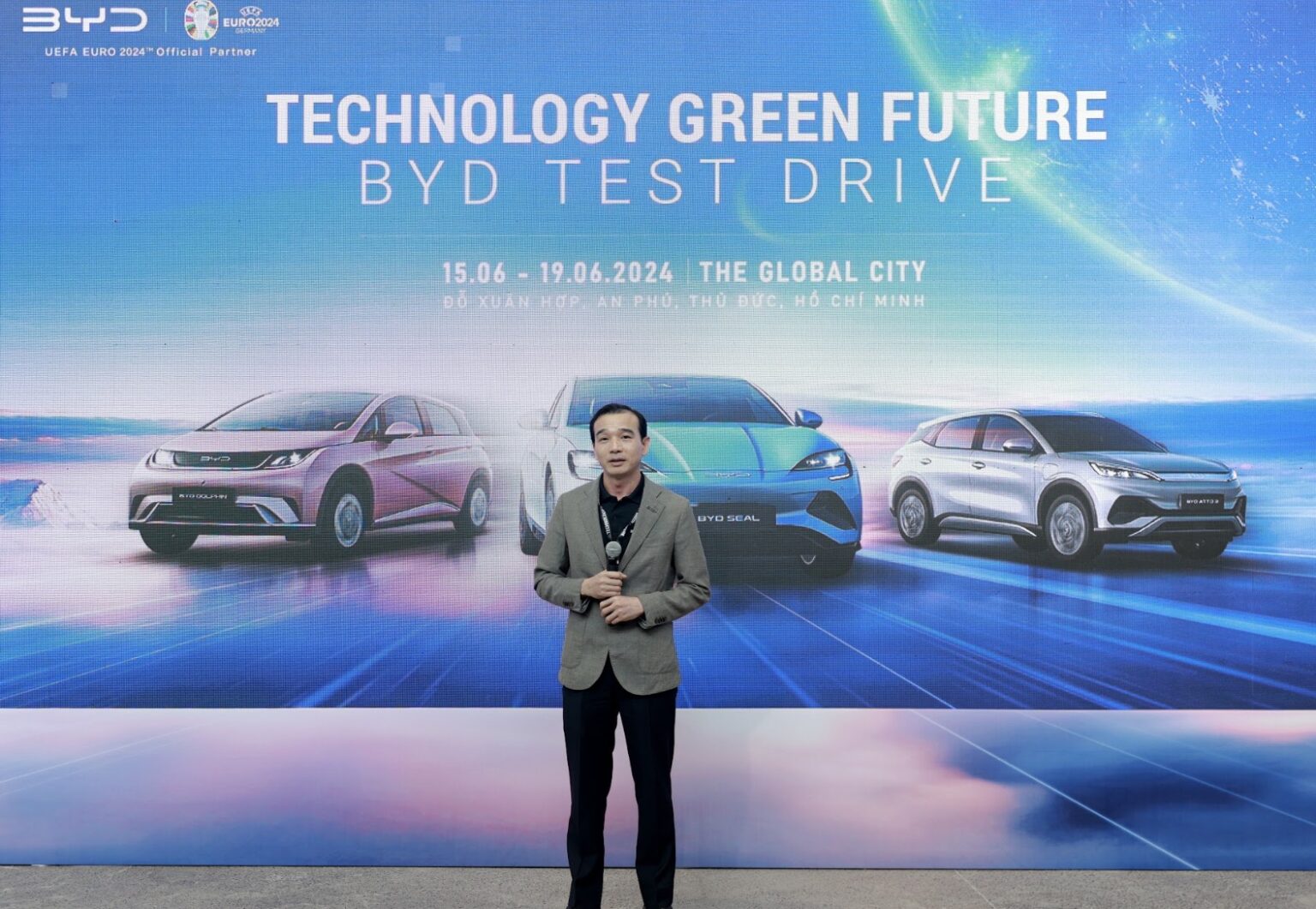 'Tuần lễ BYD - Công nghệ Tương lai Xanh' chính thức khai mạc
