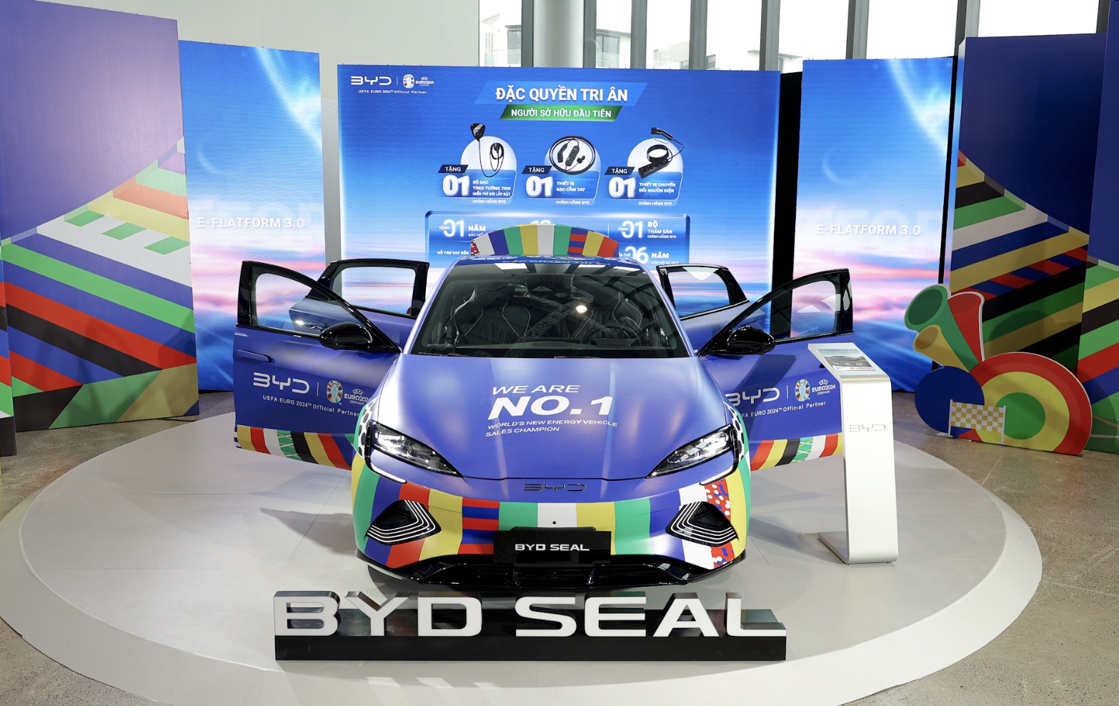 'Tuần lễ BYD - Công nghệ Tương lai Xanh' chính thức khai mạc