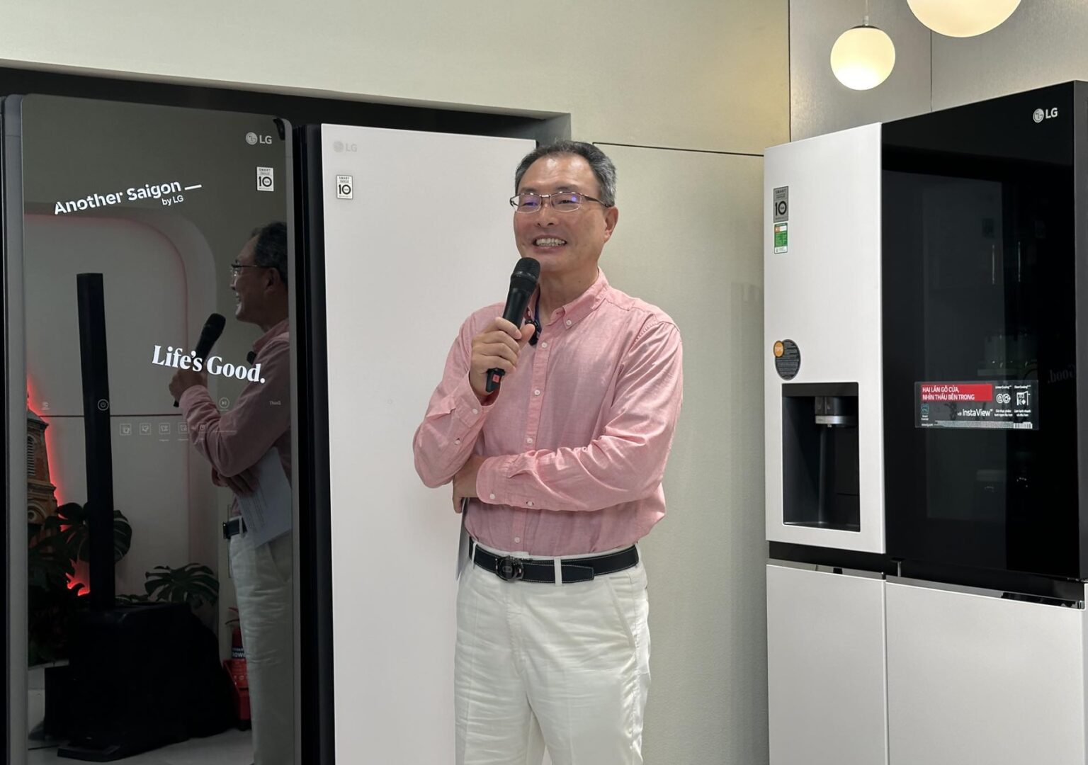 LG ra mắt bộ thiết bị máy lửa bát, lò vi sóng và tủ lạnh mới