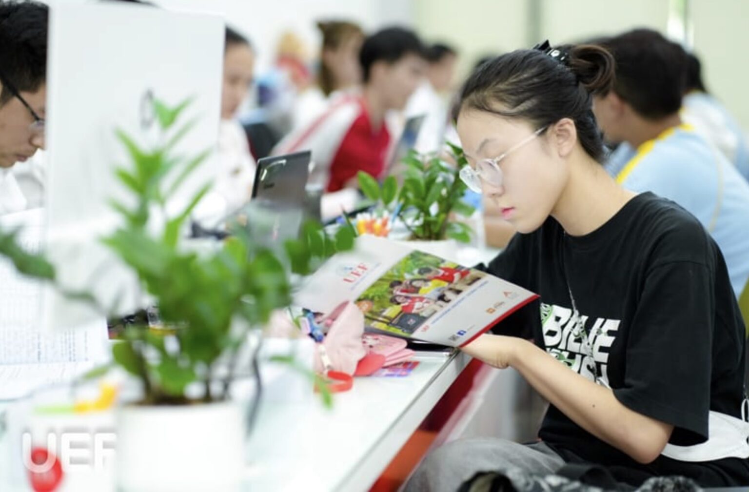 ĐH Kinh tế - Tài chính TP.HCM rút ngắn Quy trình Tuyển sinh nhờ Zalo