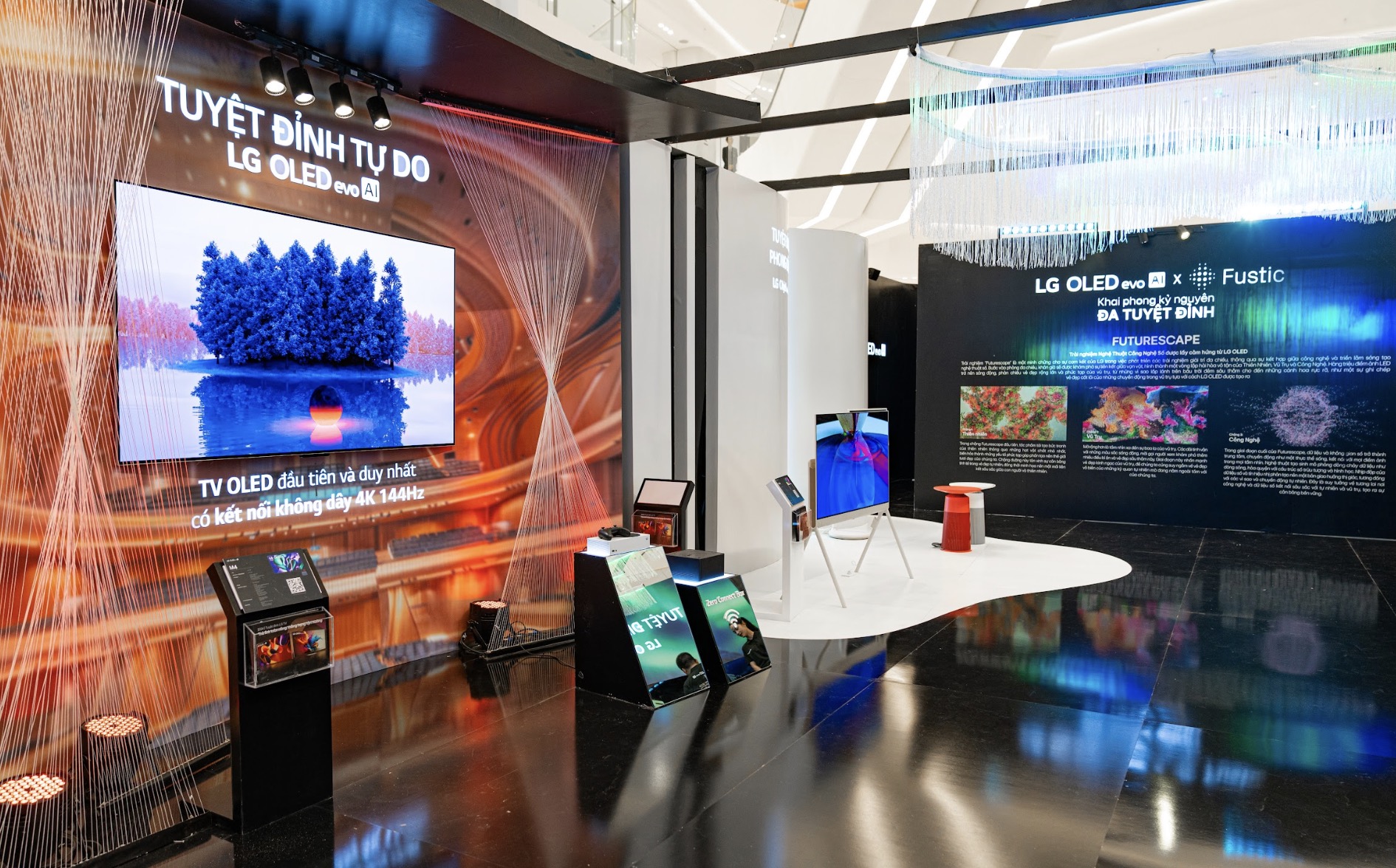 LG và Fustic Studio tổ chức triển lãm 'Khai phóng Kỷ nguyên Đa tuyệt đỉnh'