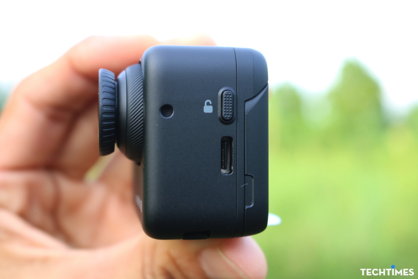 Đánh giá chi tiết Insta360 GO 3S: Chất lượng cao, nhiều cải tiến vượt trội TechTimes Vietnam Insta360 GO 3S TechTimes 38 TechTimes Vietnam Đánh giá chi tiết Insta360 GO 3S: Chất lượng cao, nhiều cải tiến vượt trội