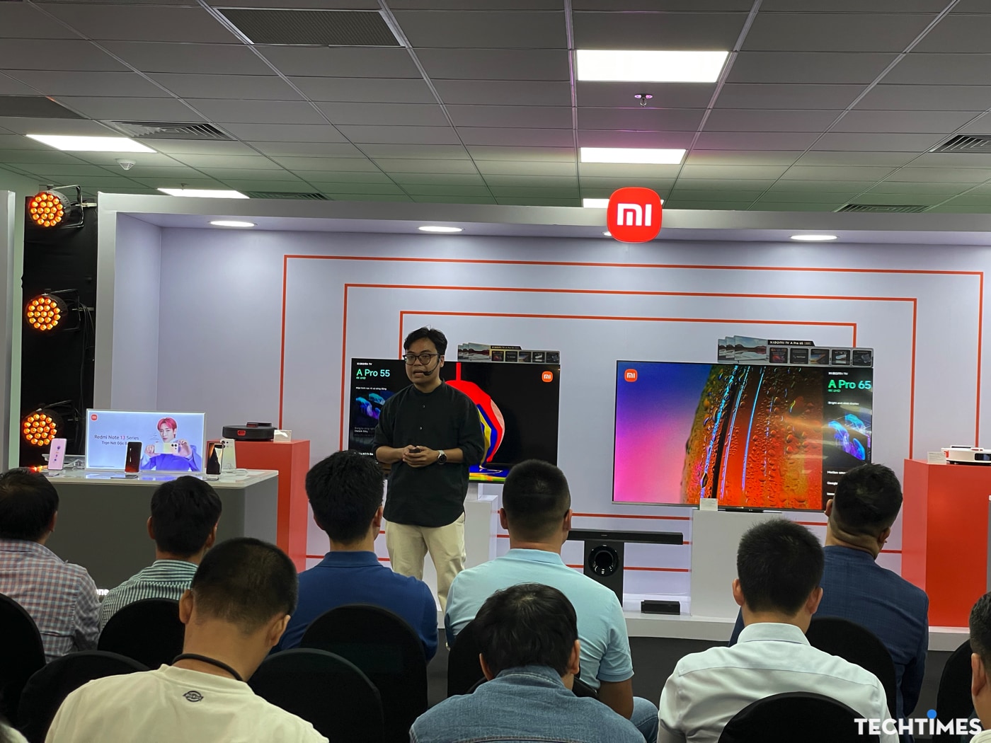 Xiaomi ra mắt dòng TV mới với màn hình 4K QLED, giá từ 7,5 triệu đồng
