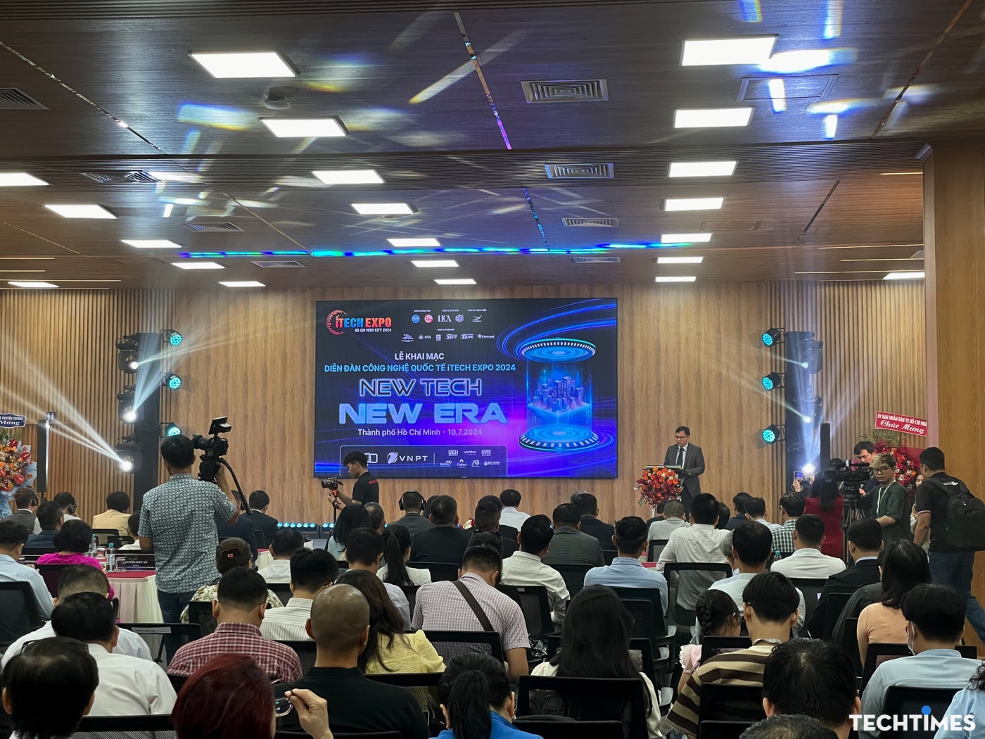 Ông Lâm Nguyễn Hải Long, Chủ tịch Hội Tin học TPHCM