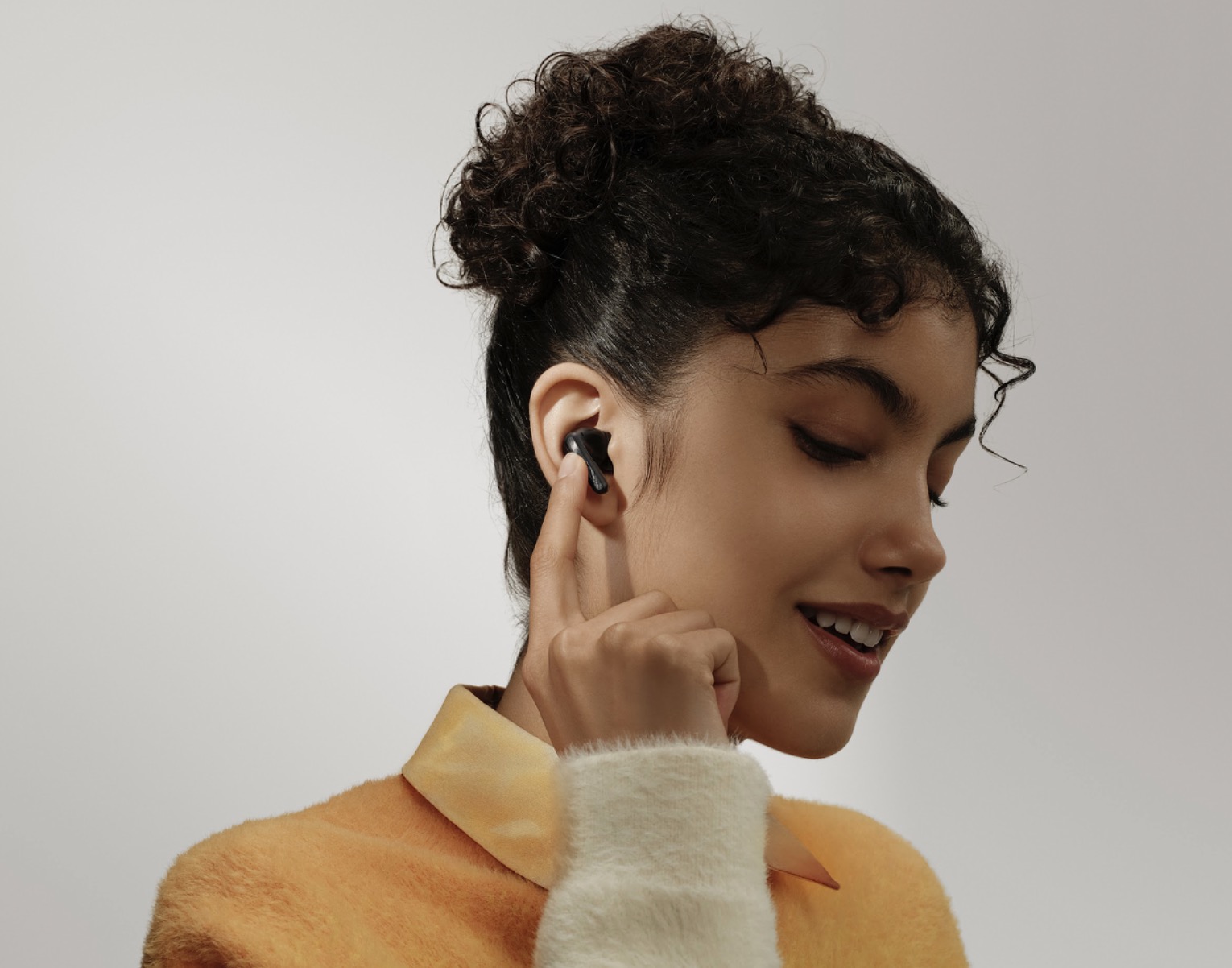 Redmi Buds 5 và Redmi Buds 5 Pro ra mắt, pin đến 40 giờ