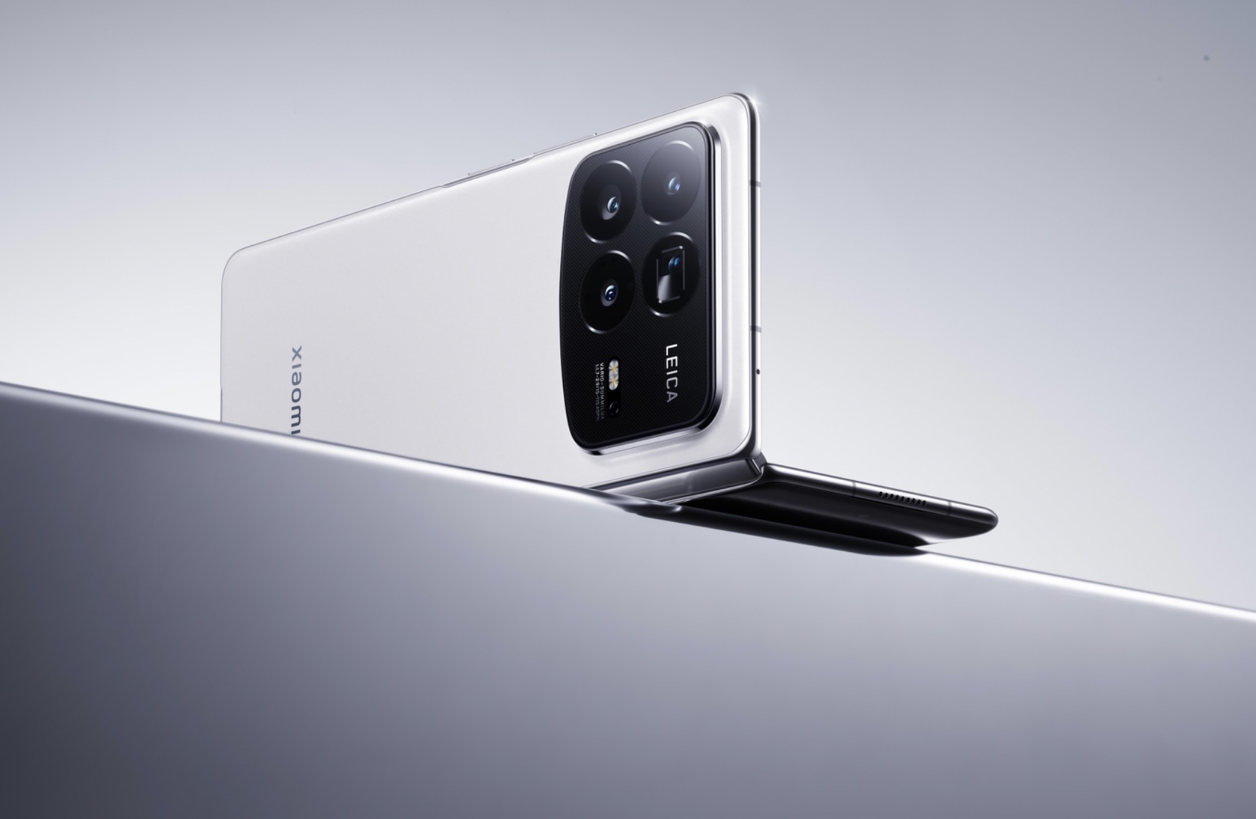 Xiaomi MIX Fold 4 và Xiaomi MIX Flip mới chính thức ra mắt