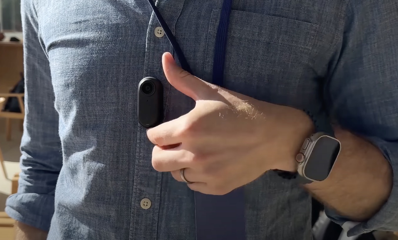 Đánh giá chi tiết Insta360 GO 3S: Chất lượng cao, nhiều cải tiến vượt trội TechTimes Vietnam Có thể nói, với dây đeo này, việc quay phim rảnh tay với Go 3S thú vị và rất dễ dàng.