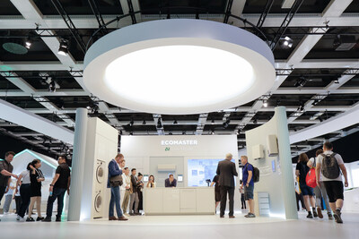 Giải pháp tiết kiệm năng lượng ECOMASTER mới của Midea tỏa sáng tại IFA Berlin 2024 Giai phap tiet kiem nang luong ECOMASTER moi cua Midea TechTimes Vietnam Giải pháp tiết kiệm năng lượng ECOMASTER mới của Midea tỏa sáng tại IFA Berlin 2024