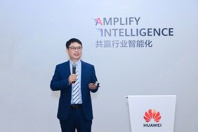 Huawei ra mat Giai phap Xinghe Intelligent Campus hoan toan TechTimes Vietnam Huawei ra mắt Giải pháp Xinghe Intelligent Campus hoàn toàn mới với các nâng cấp toàn diện, tối ưu hóa năng suất thông minh cho doanh nghiệp