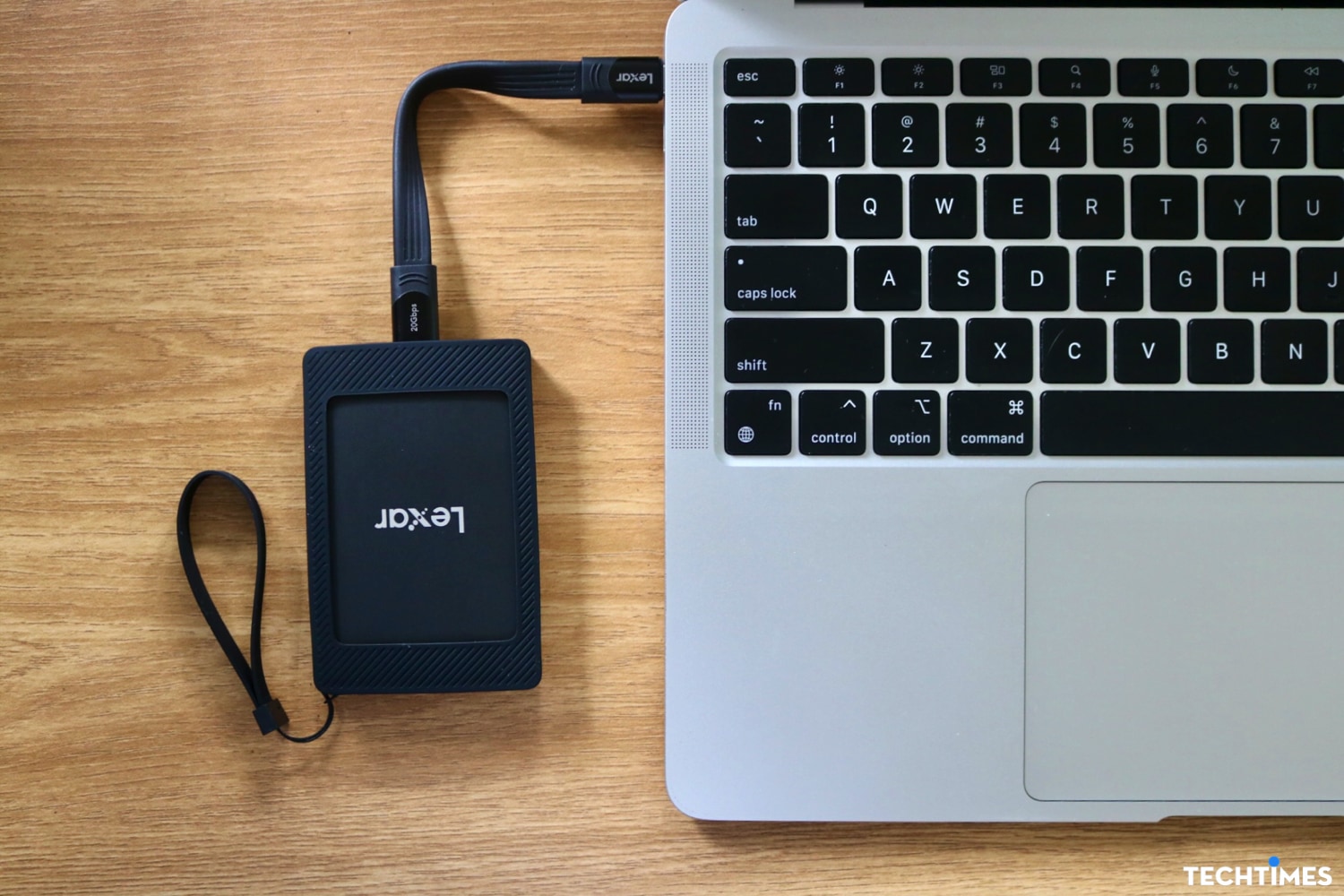 Đánh giá chi tiết Lexar SL500 Portable SSD: Cơ động, hiệu năng mạnh mẽ