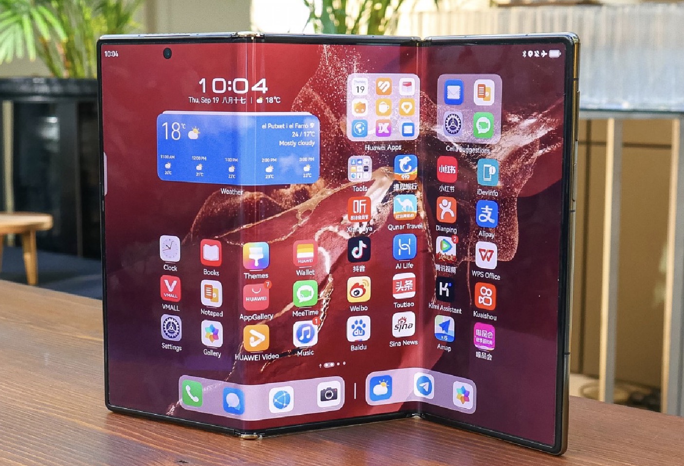 Huawei Mate XT Ultimate sẽ ra mắt toàn cầu vào đầu năm 2025