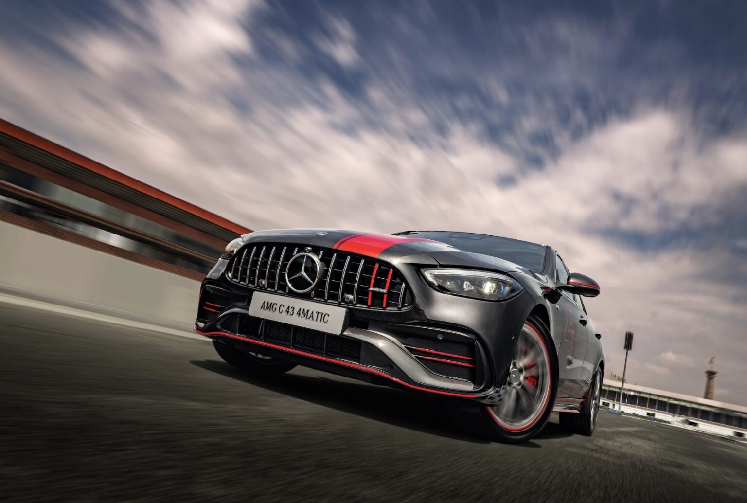 Mercedes-Benz Việt Nam khuyến mãi cho E-Class và AMG trong tháng 9/2024 Mercedes-Benz Việt Nam khuyến mãi cho E-Class và AMG trong tháng 9/2024