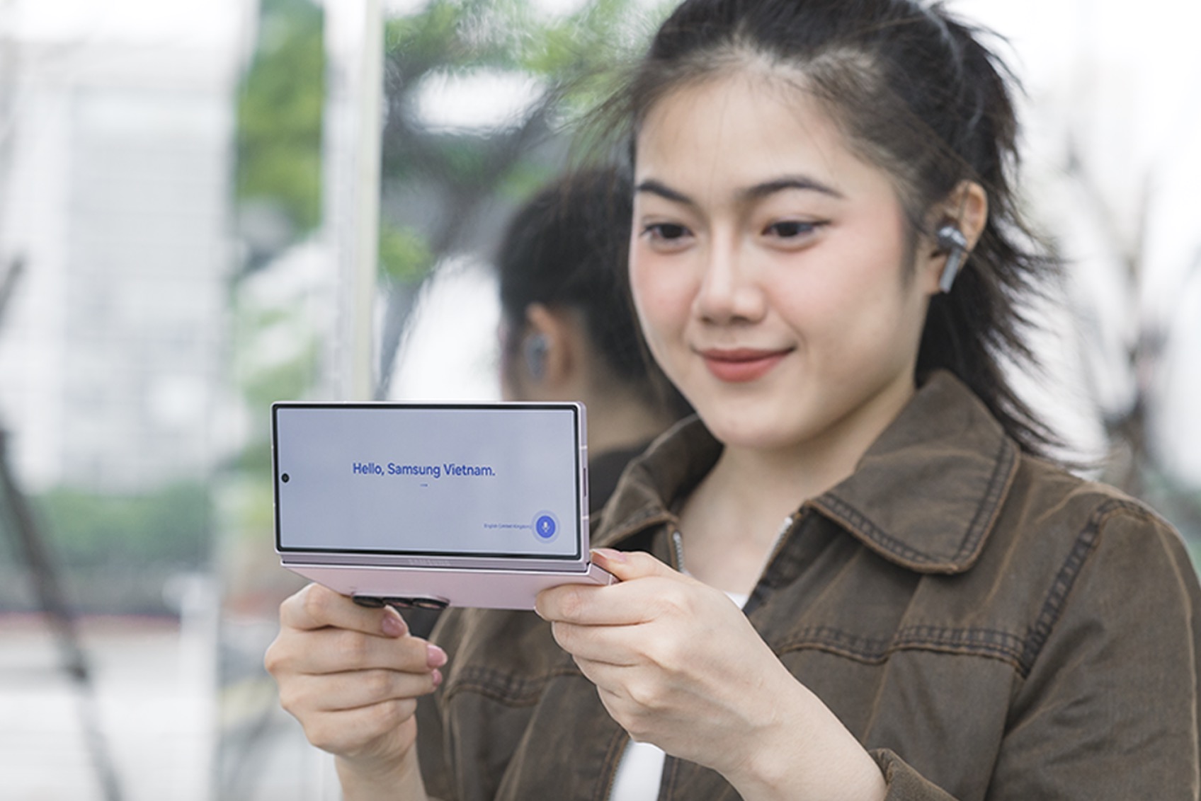 AI kết hợp với màn hình gập tạo nên trải nghiệm đột phá.