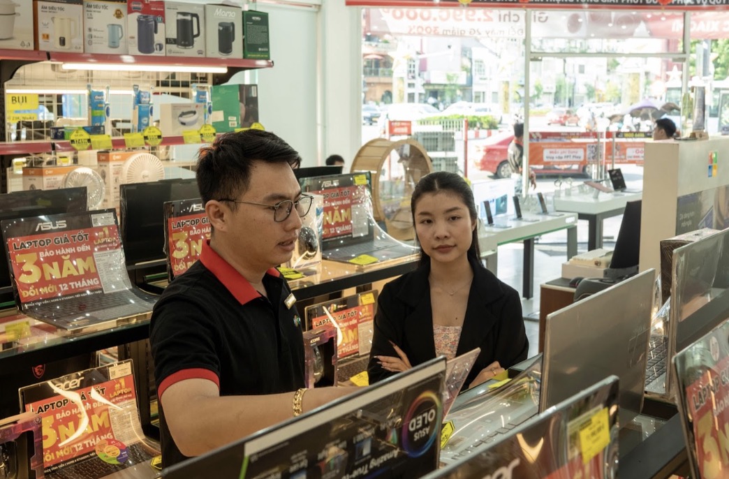 FPT Shop áp dụng đặc quyền mua laptop dành cho Giáo viên - Giảng viên