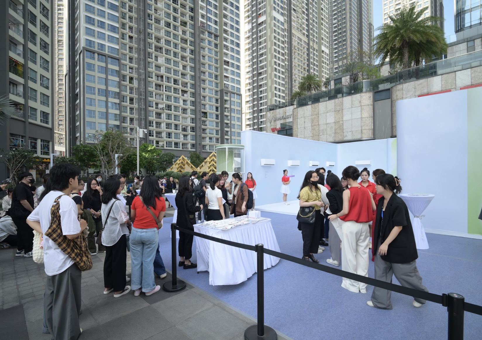 Trải nghiệm nghệ thuật "Hòa Âm Tầng Không" cùng LG tại Landmark 81 TechTimes Vietnam Trải nghiệm nghệ thuật "Hòa Âm Tầng Không" cùng LG tại Landmark 81