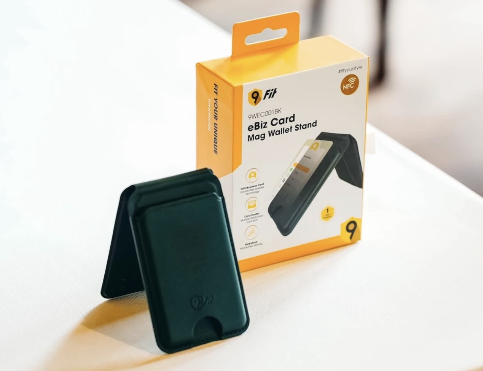 TechTimes Editors' Choice 2024: 9Fit eBiz Mag Stand NFC Wallet - Phụ kiện di động độc đáo nhất