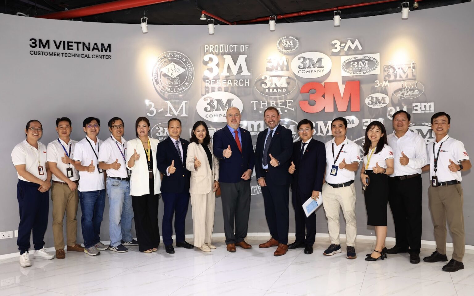 3M kỷ niệm 30 năm đổi mới, hợp tác và hỗ trợ cộng đồng tại thị trường Việt Nam 3M kỷ niệm 30 năm đổi mới, hợp tác và hỗ trợ cộng đồng tại thị trường Việt Nam