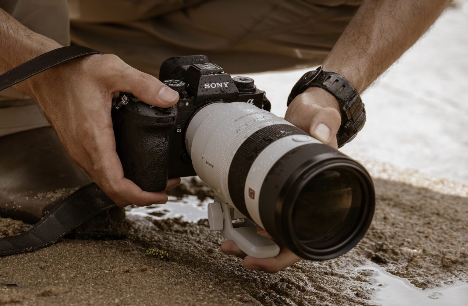 Sony Alpha 1 II và FE 28-70mm F2 G Master ra mắt: Đỉnh cao công nghệ hình ảnh Sony Alpha 1 II và FE 28-70mm F2 G Master ra mắt: Đỉnh cao công nghệ hình ảnh