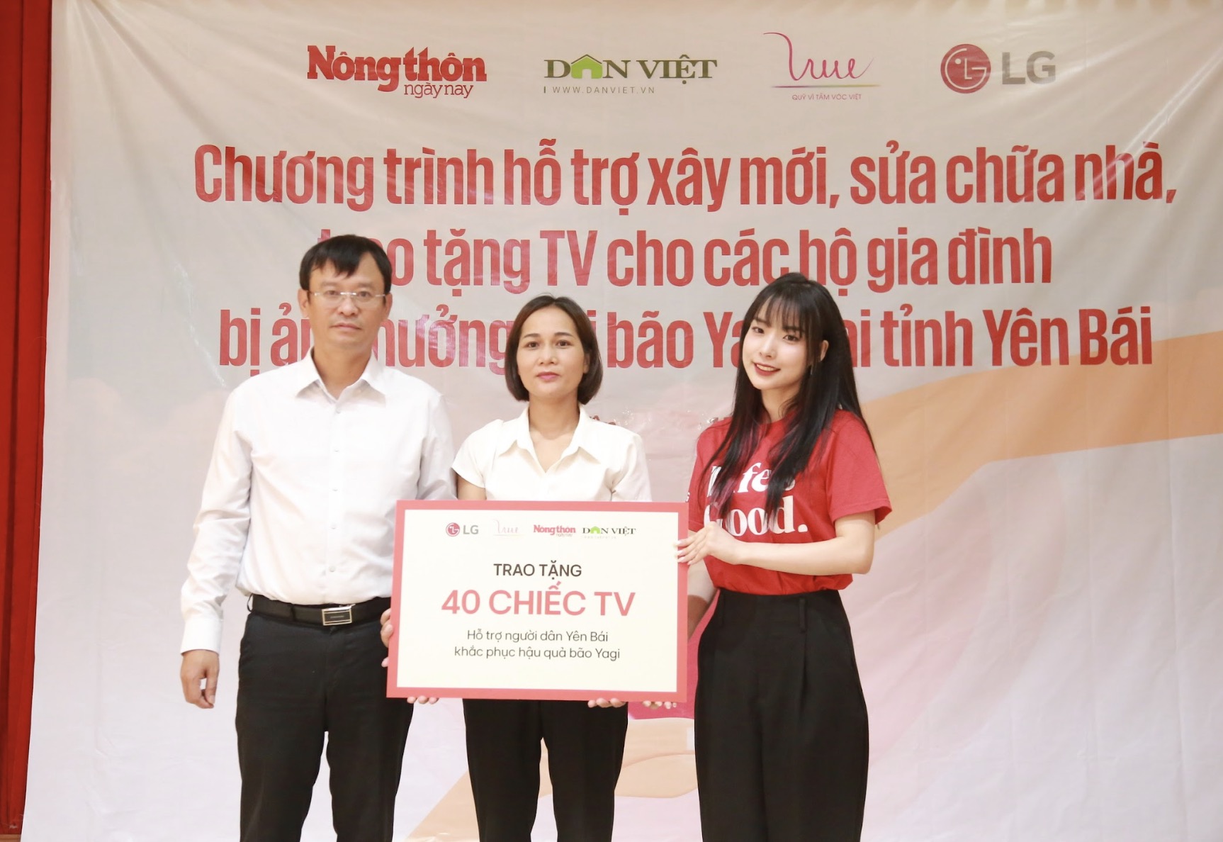 LG tặng 40 TV cho các gia đình khó khăn tại Yên Bái trong chiến dịch “Tết Nhà là Tết Nhất”