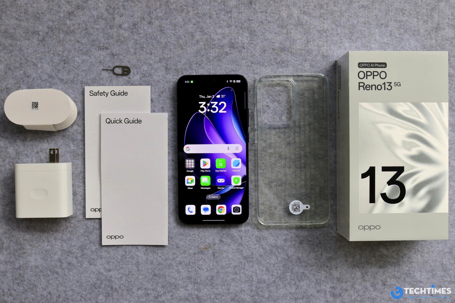 Mở hộp và đánh giá nhanh OPPO Reno13 5G: Đơn giản nhưng cũng rất cao cấp