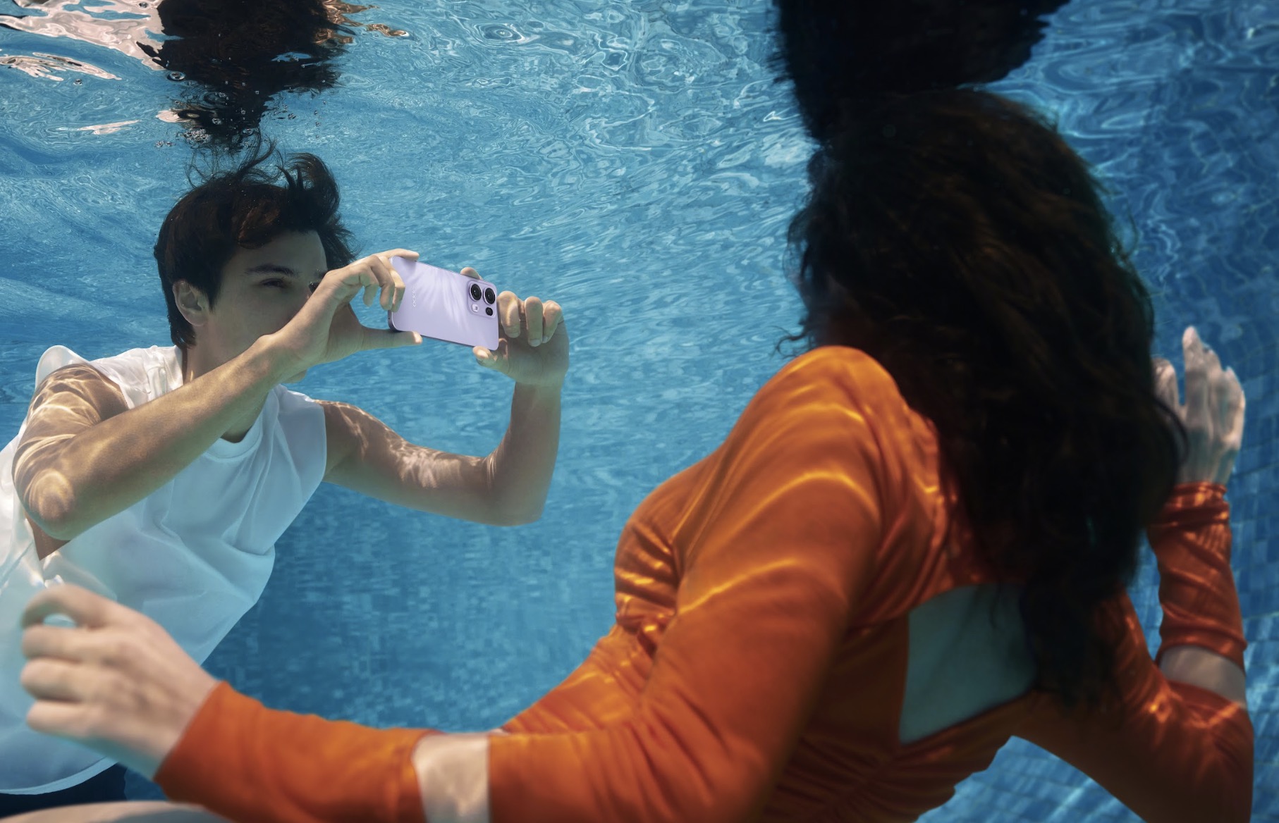 Chế độ Underwater Mode tối ưu nhờ AI giúp ảnh đẹp và ấn tượng hơn.