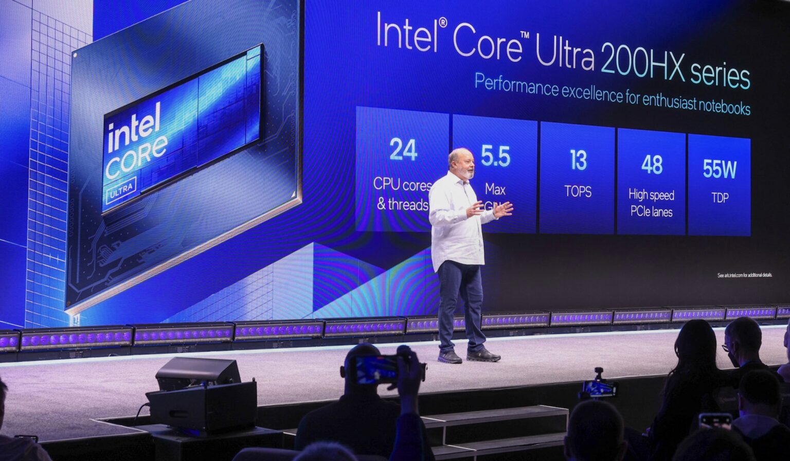 Intel tỏa sáng tại CES 2025 với loạt vi xử lý AI mới, khai mở tương lai Edge Computing
