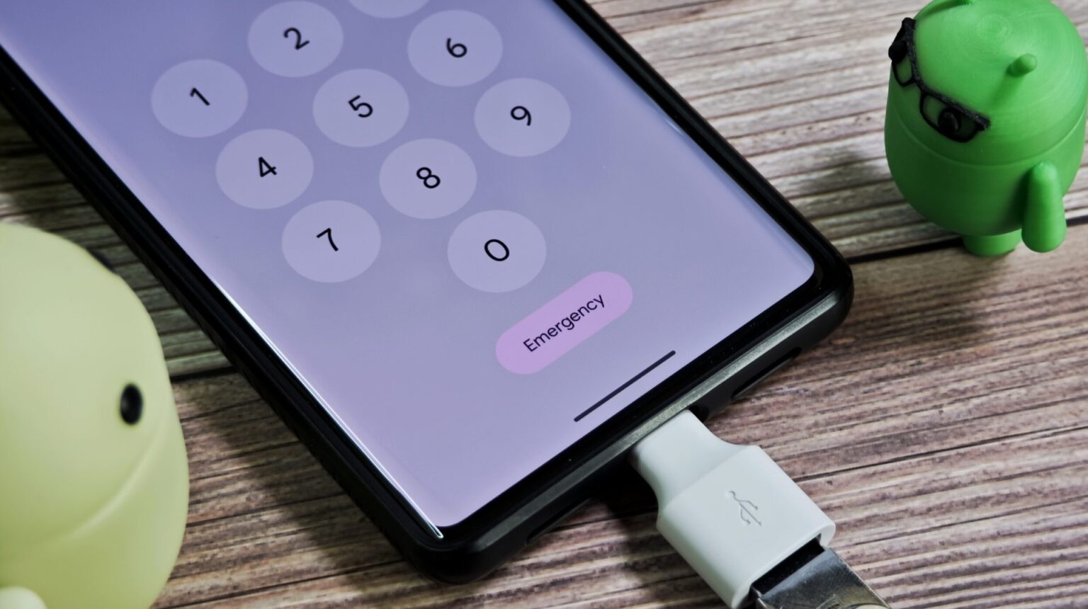 Advanced Protection Mode trên Android 16: Ngăn chặn tấn công qua cổng USB khi thiết bị bị khóa