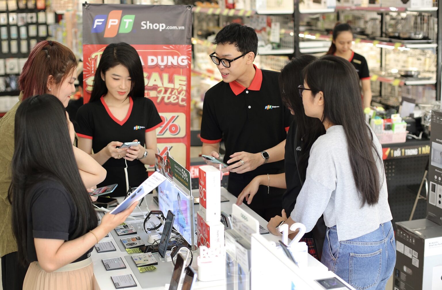 Đăng ký SIM FPT và gói cước Y tế tại FPT Shop – Trải nghiệm chăm sóc sức khỏe tiện lợi Đăng ký SIM FPT và gói cước Y tế tại FPT Shop – Trải nghiệm chăm sóc sức khỏe tiện lợi