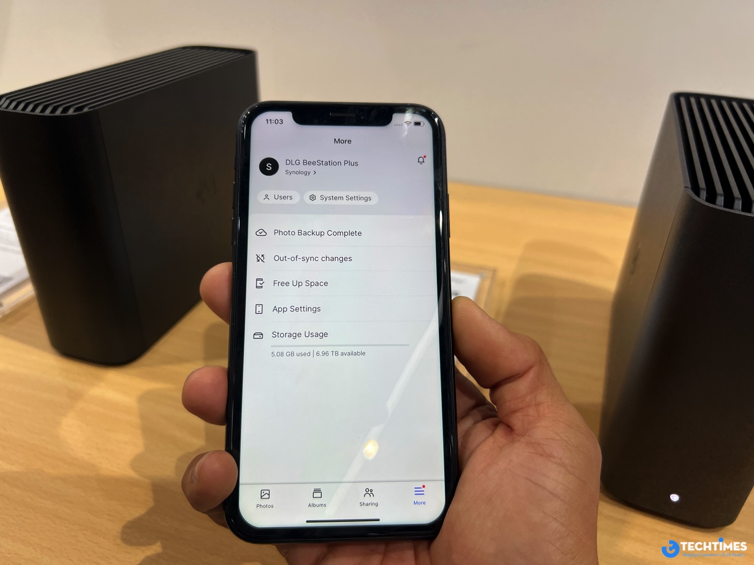 COMPUTEX 2025: Synology BeeStation Plus - Lưu trữ đám mây cá nhân đơn giản, mạnh mẽ TechTimes Vietnam Giao diện quản lý BeeStation Plus trên di động.