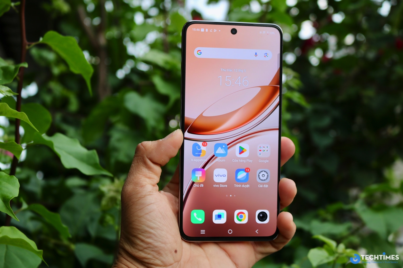 Funtouch OS 15 được tuỳ biến dựa trên Android 15 rất gọn gàng, mượt mà.