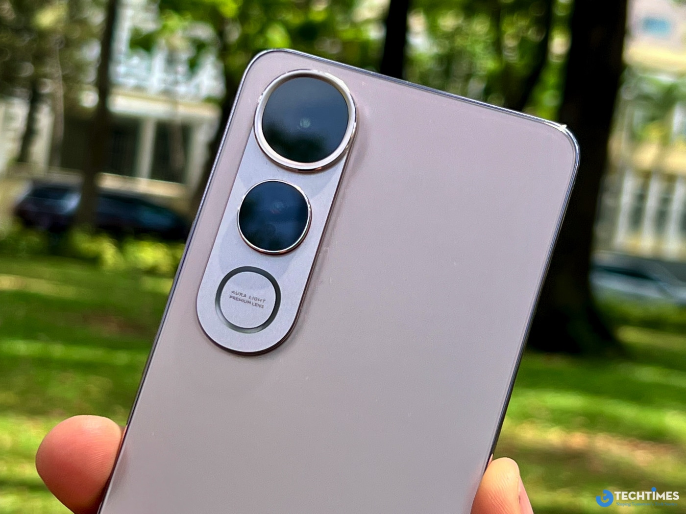 Đánh giá vivo V50 Lite 5G: Pin khủng, thiết kế mỏng nhẹ, lựa chọn tầm trung đáng giá