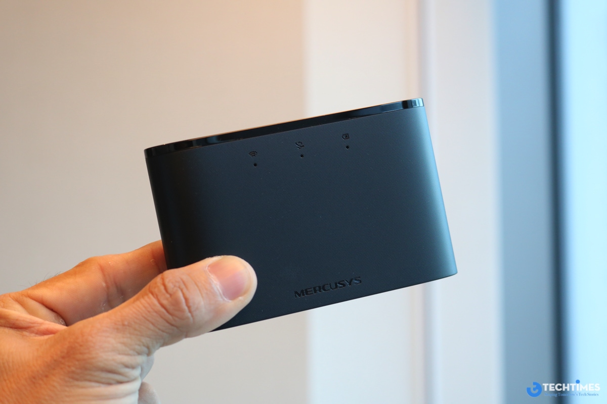 Đánh giá MERCUSYS MT110: Người bạn đồng hành lý tưởng cho các chuyến công tác