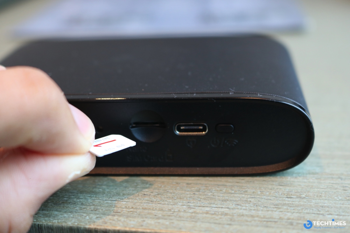 Đánh giá MERCUSYS MT110: Người bạn đồng hành lý tưởng cho các chuyến công tác