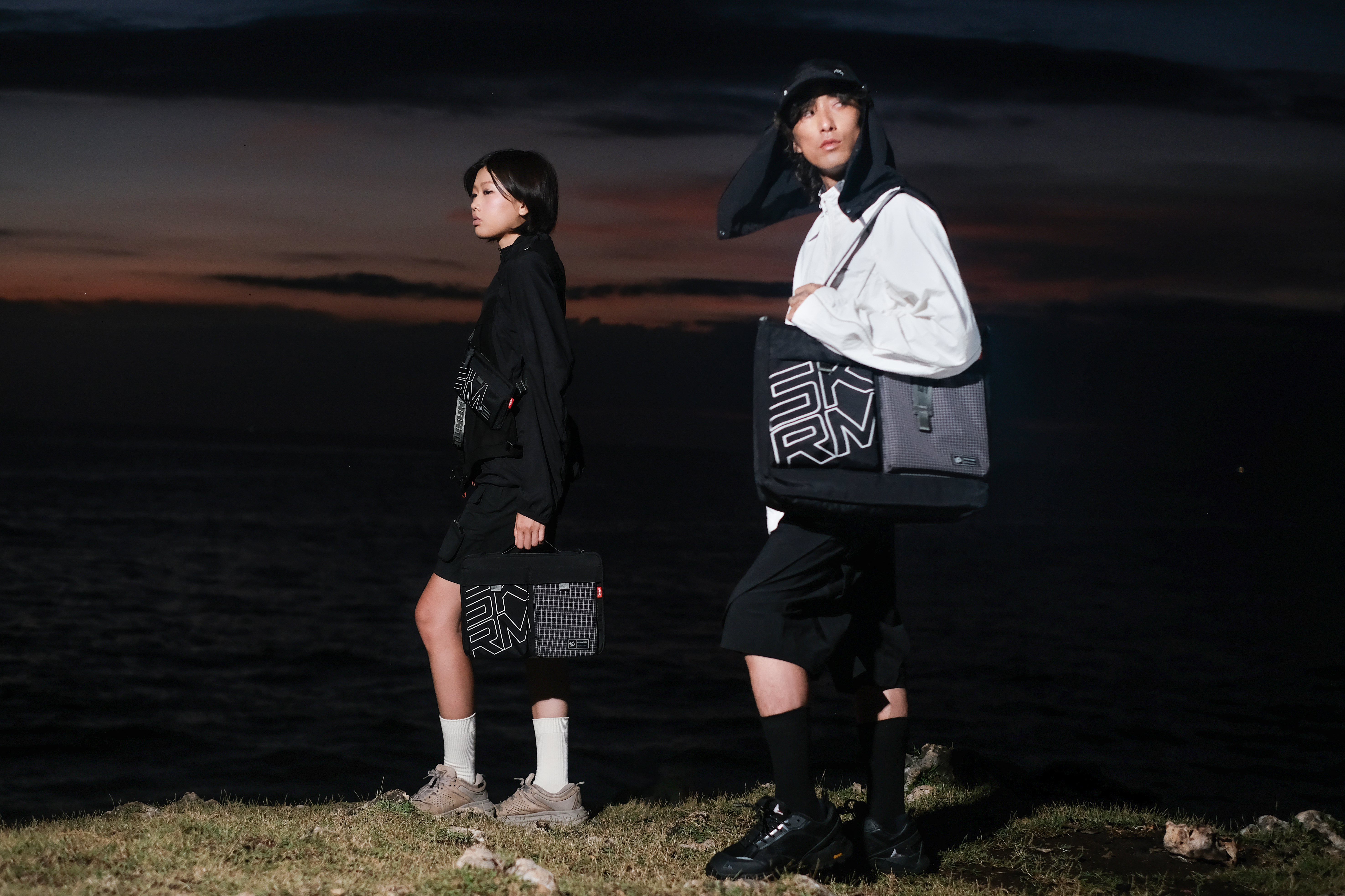 SKINARMA introduces new functional ripstop bags in a range of sizes and colors with the JAGER carry collection.