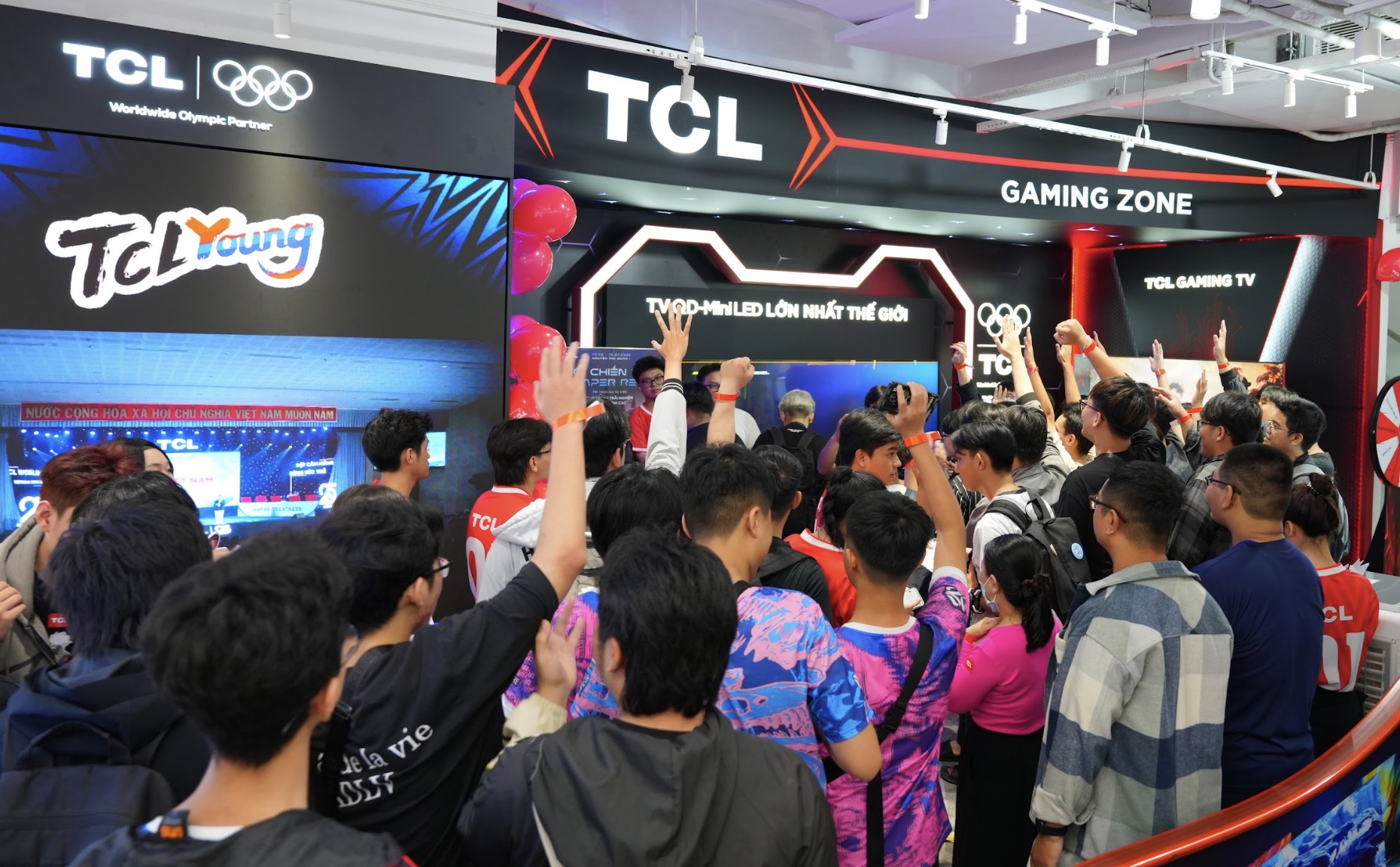 TCL ra mắt Gaming Zone đầu tiên tại Việt Nam, mở rộng trải nghiệm game cho giới trẻ yêu công nghệ