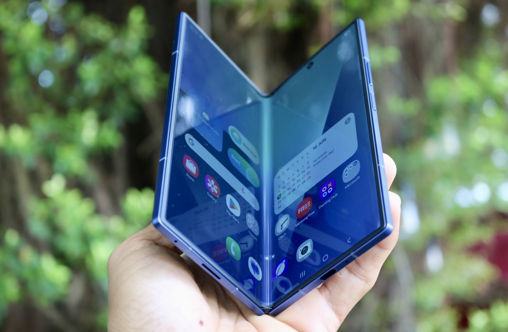 Samsung Galaxy Z Fold 7 có thể gập 500.000 lần mà vẫn hoạt động ổn định