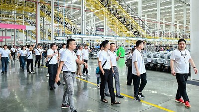 1756298550 318 Dai ly phan phoi POWELLDD Viet Nam tham quan Nha TechTimes.vn Đại lý phân phối POWELLDD Việt Nam tham quan Nhà máy AIMA Quảng Tây - Thúc đẩy hợp tác, mở rộng tương lai