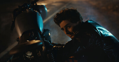 Lucid hợp tác với các nghệ sỹ được đề cử giải Oscar Timothée Chalamet và Đạo diễn James Mangold trong câu chuyện thương hiệu mới đầy cảm hứng TechTimes Vietnam 1757362603 553 Lucid hop tac voi cac nghe sy duoc de cu TechTimes Vietnam Lucid hợp tác với các nghệ sỹ được đề cử giải Oscar Timothée Chalamet và Đạo diễn James Mangold trong câu chuyện thương hiệu mới đầy cảm hứng