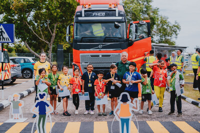 Volvo Trucks Nang cao an toan giao thong duong bo TechTimes Vietnam Volvo Trucks: Nâng cao an toàn giao thông đường bộ khắp Đông Nam Á