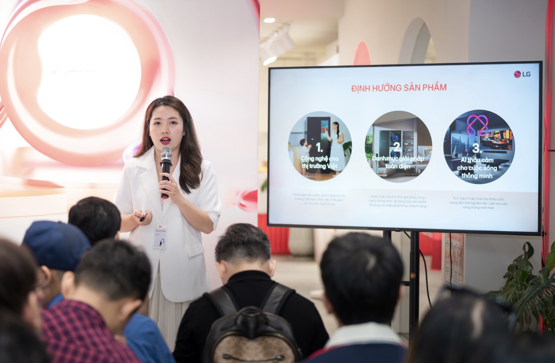 LG kỷ niệm 30 năm tại Việt Nam: Hành trình tiên phong công nghệ và gắn bó cùng cộng đồng