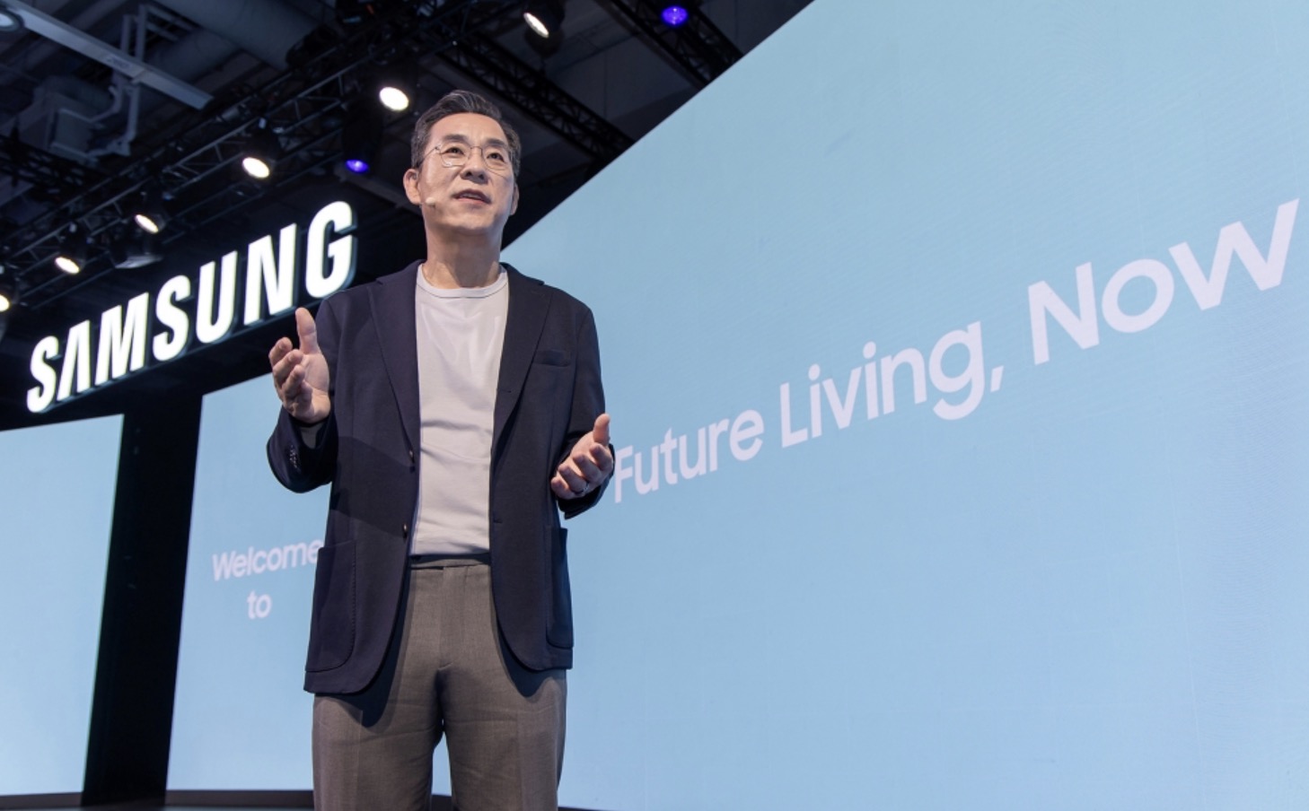Samsung trình làng tầm nhìn “AI Home: Tương lai của cuộc sống, ngay hôm nay” tại IFA 2025