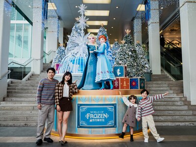 1763613770 147 Harbour City va Hong Kong Disneyland Resort ra mat le TechTimes.vn Harbour City và Hong Kong Disneyland Resort ra mắt lễ hội "Magical Christmas" bên bến cảng Victoria, Hồng Kông