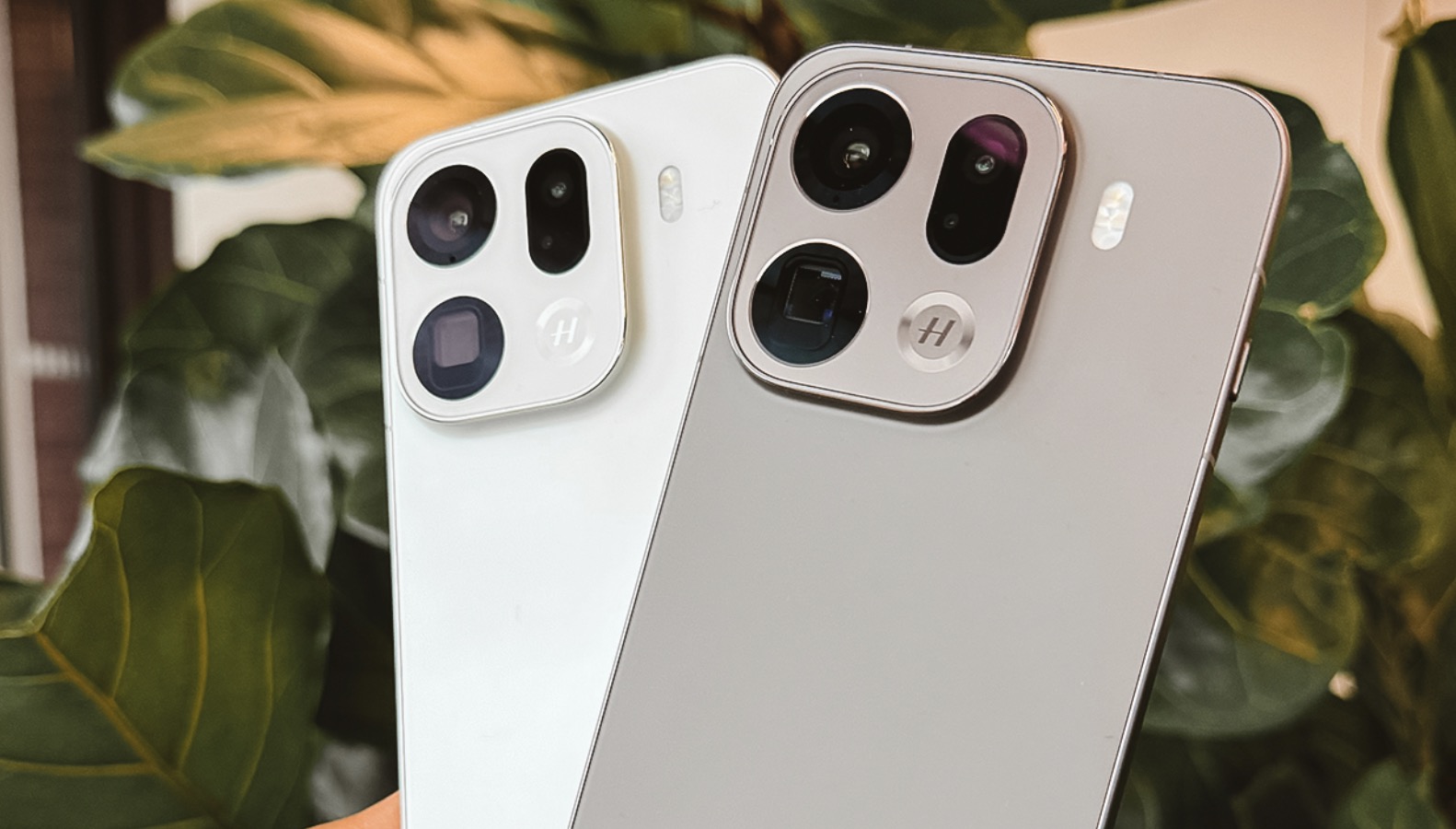 Qua bài viết này, TechTimes sẽ có những trải nghiệm sâu sắc sau gần 1 tháng sử dụng thực tế Find X9 Series (chủ yếu là Find X9) với hệ điều hành ColorOS 16, tập trung phân tích rõ những thay đổi nổi bật về giao diện, hiệu năng, công cụ AI, khả năng đa nhiệm và kết nối liên nền tảng. Qua đó, có thể nhìn thấy cách OPPO đang tái định nghĩa trải nghiệm trên smartphone và hướng đến tương lai nơi thiết bị cầm tay không chỉ là công cụ, mà là trợ lý toàn diện cho người dùng hiện đại.