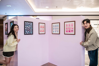 1765565229 616 Harbour City cua Hong Kong ra mat du an nghe TechTimes Vietnam Harbour City của Hồng Kông ra mắt dự án nghệ thuật "Threads of Love" hợp tác với bộ đôi minh họa Thái Lan Sundae Kids, lan tỏa sự ấm áp trong mùa lễ này
